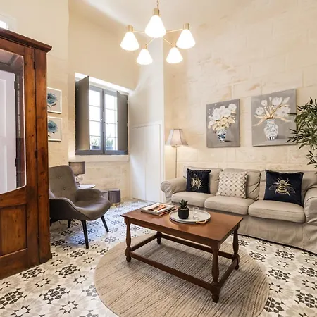 Cottonera Cara