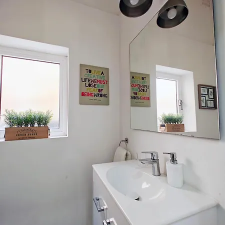 Apartment Cottonera Cara